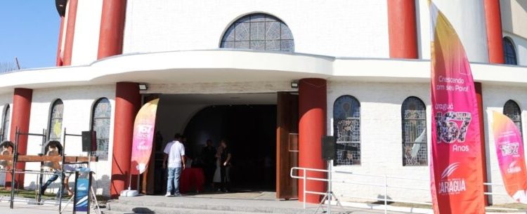 33ª Festa do Divino Espírito Santo segue até 26 de maio em Caraguatatuba