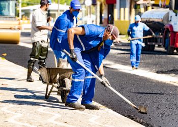 Avenida Bruno Covas em Bertioga está interditada até 10 de maio, em razão das obras