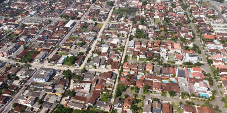 Urbanização da Vila Tupi é iniciada e prevê mais de 7,5 km de pavimentação, em Bertioga (SP)