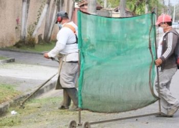 Prefeitura de Caraguatatuba convoca bolsistas do PEAD para limpeza e manutenção urbana