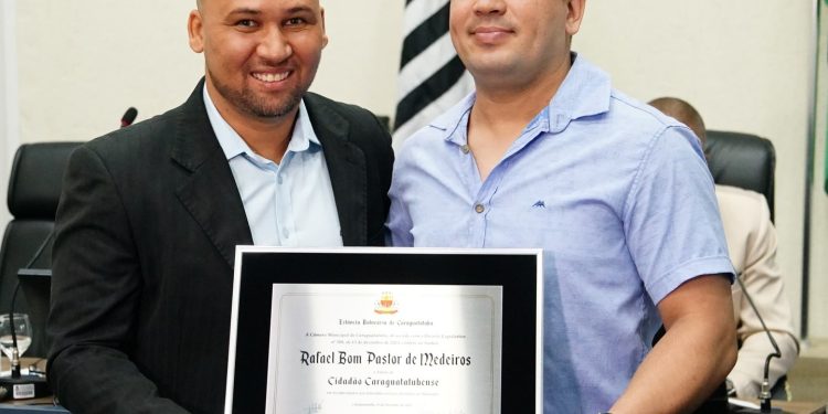 Rafael Bom Pastor de Medeiros é homenageado com Título de Cidadão Caraguatatubense