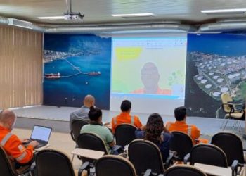 Defesa Civil de Caraguatatuba participa de APELL em São Sebastião