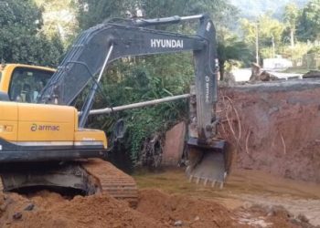 Prefeitura de Caraguatatuba organiza força-tarefa para acelerar a reconstrução da ponte do Verde Mar
