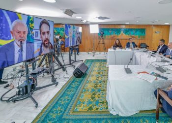 Governo anuncia suspensão da dívida do RS com a União por três anos