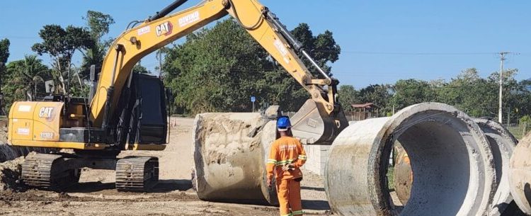 Prefeitura executa obras de drenagem no Porto Novo, Pegorelli, Travessão e Olaria