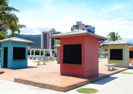 Feiras de artes e artesanatos do Centro e Martim de Sá continuam com vagas disponíveis para novos expositores