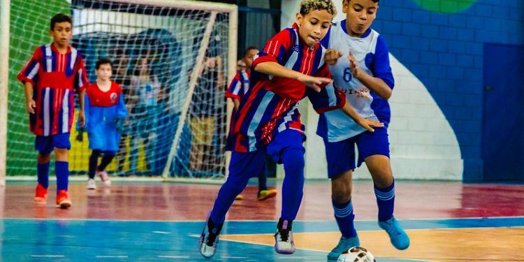 Bertioga abre inscrições para aulas de futsal em Boraceia 
