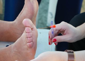 Prefeitura de Bertioga realizada campanha de Prevenção de Riscos do Pé Diabético em Boraceia