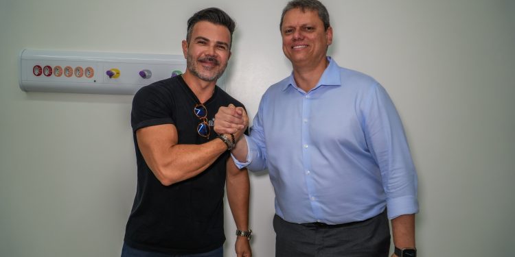 Governador Tarcísio de Freitas garante parceria com Prefeitura de Bertioga para custeio do novo hospital