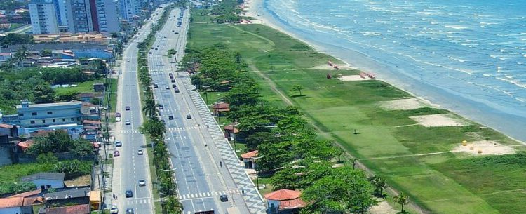 Prefeitura faz alteração no trânsito da Avenida da Praia para obras de drenagem