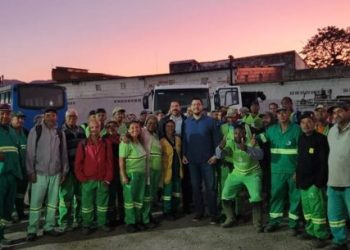 Prefeito de Caraguatatuba anuncia força tarefa e reforço de maquinários na limpeza urbana