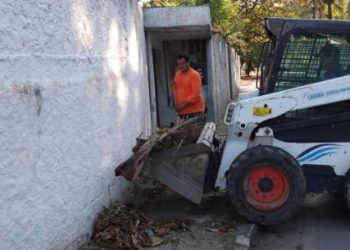 Força-tarefa da Sesep impõe ritmo acelerado na limpeza dos bairros em Caraguatatuba
