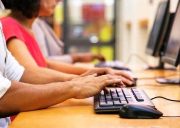 Caraguatatuba abre 60 vagas para curso de informática presencial