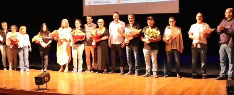 Homenagens, aplicativo previdenciário e programa de empreendedorismo na melhor idade marcam Café da Manhã dos Aposentados