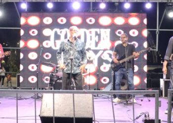 Golden Boys e Banda Municipal Carlos Gomes reúnem mais de 800 pessoas no encerramento do Junho Violeta