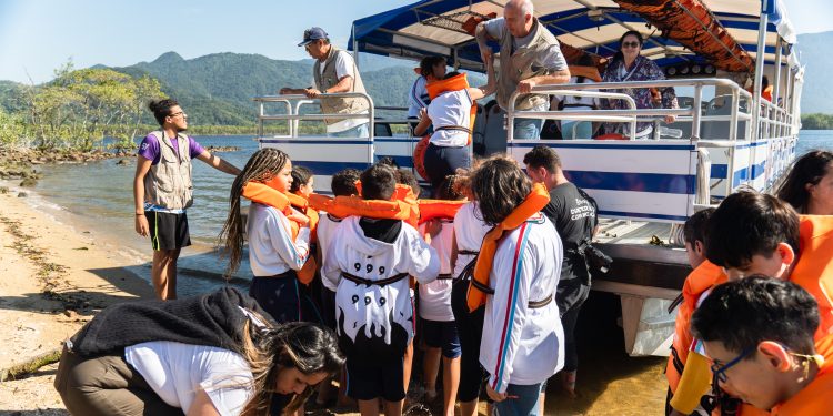 Barco Escola de Bertioga expande atendimento para escolas estaduais