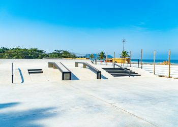 Pavimentação e obras estruturais avançam em mais quatro bairros de Bertioga (SP)