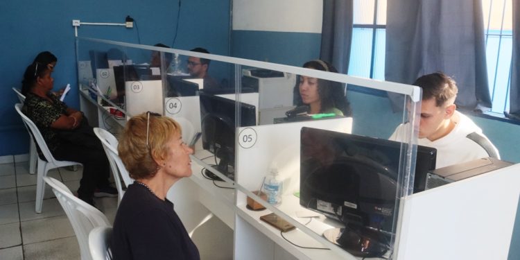 Caraguatatuba está com 208 vagas de emprego