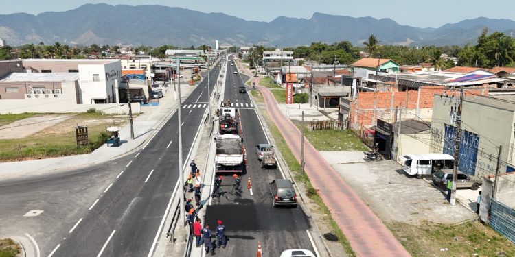 A pedido do Prefeito de Caraguatatuba, DER inicia reinstalação de lombadas na SP-55