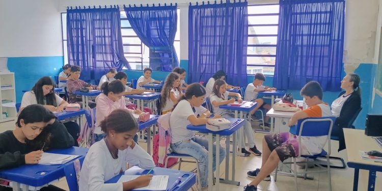 Caraguatatuba está com mais de 400 vagas de emprego