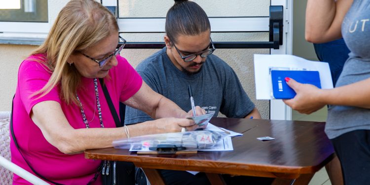 Prefeitura de Bertioga promove mutirões para regularização do programa Bolsa Família