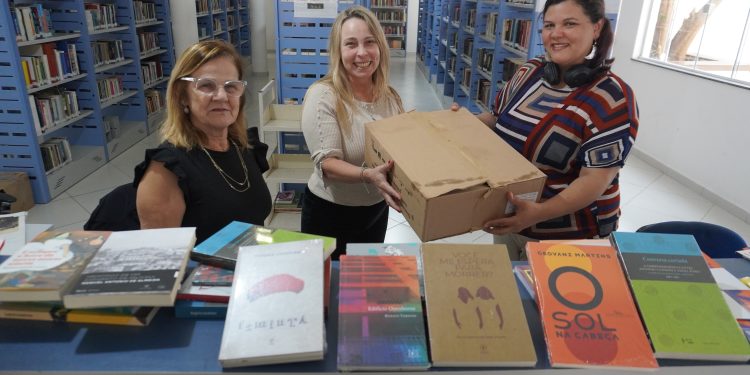 Bibliotecas Municipais recebem 100 novos títulos em seu acervo