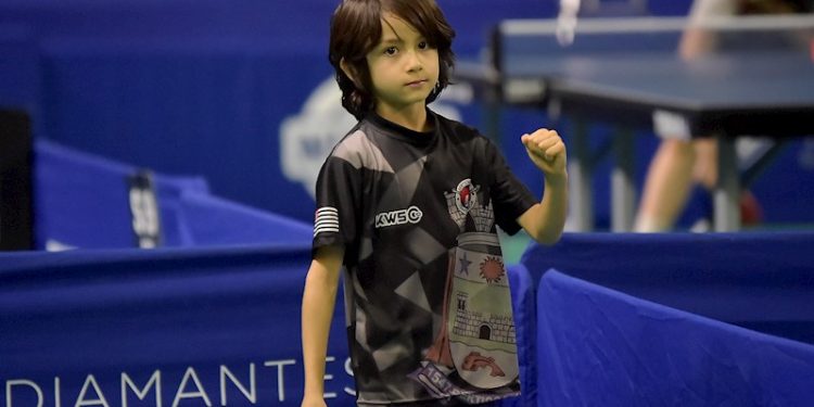 Joia de Bertioga conquista inédito título brasileiro de tênis de mesa