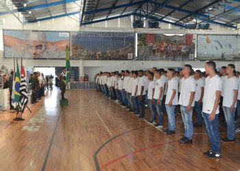 Certificados de reservistas de alistados em 2024 estão disponíveis na Junta Militar de Caraguatatuba