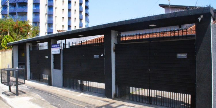 *Quitinetes Mobiliadas à Beira-Mar em Caraguatatuba!*