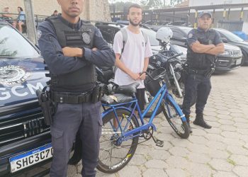 Câmeras do COI auxiliam GCM de Caraguatatuba a prender em flagrante indivíduo por furto de bicicleta