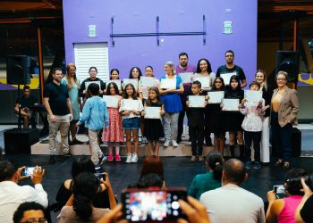 Alunos de piano da Prefeitura de Bertioga se apresentam em audição