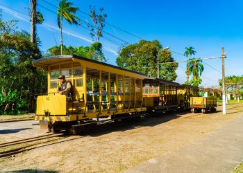 Vila de Itatinga completa 114 anos e recebe visita técnica para aperfeiçoar turismo local
