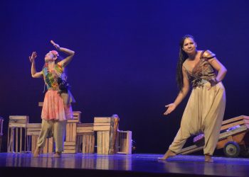 Espetáculo infantil ‘A Fabulosa Estripulia – do Sertão à Fantasia’ é nesta sexta, com entrada gratuita 