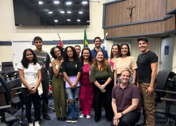 Câmara Municipal recebe representantes do Conselho da Juventude de Caraguatatuba