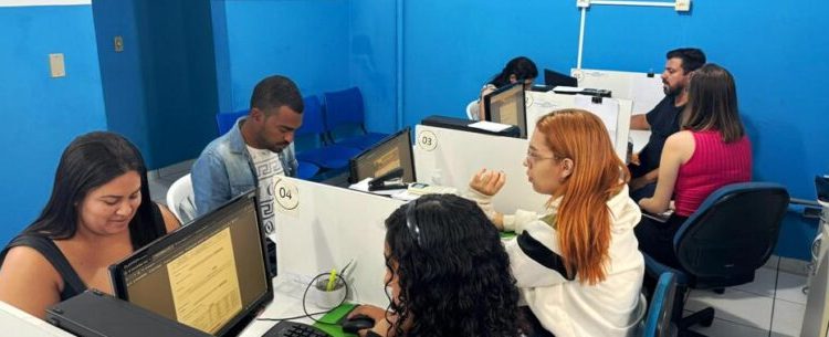 Caraguatatuba inicia semana com 447 oportunidades de emprego