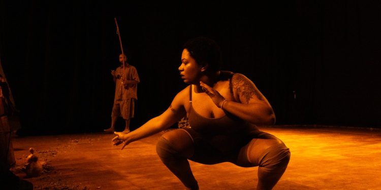 Espetáculo “Espada Espelho” une dança e música afro-brasileira  em São José dos Campos