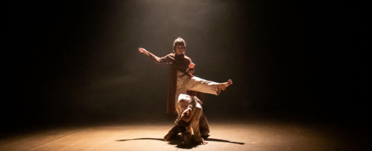 Teatro Mario Covas apresenta espetáculo “Duplos [versão 1]” e promove oficina de dança gratuita