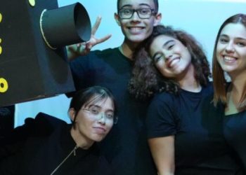 Núcleo Artístico Atlântica apresenta espetáculo “Somos Todos Alvo” com entrada gratuita
