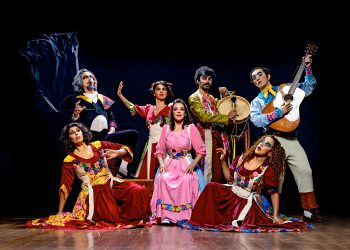 Grupo Lunar de Teatro apresenta Escola de Mulheres – Uma Sátira ao Patriarcado em Caraguatatuba (SP), no dia 5 de outubro