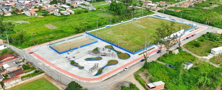 Prefeitura de Caraguatatuba inaugura Praça Esportiva e de Lazer no Perequê-Mirim