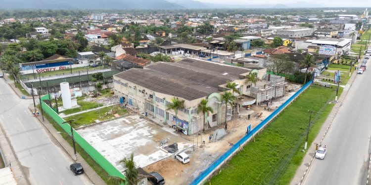 Obras da maior escola da Rede Municipal de Bertioga ganham forma