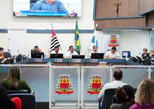 Orçamento de Caraguatatuba para 2025 é aprovado na Câmara Municipal em 1º turno