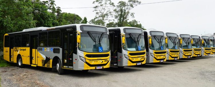 Caraguatatuba anuncia 20 novos ônibus e micro-ônibus para frota do transporte público