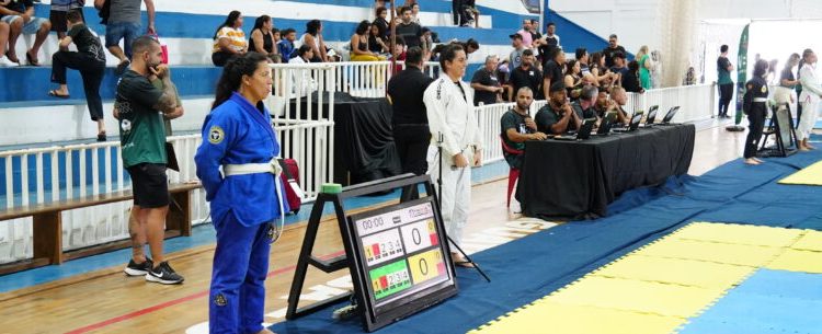 Equipe de Caraguatatuba é campeã da Copa Caiçara de Jiu-Jitsu