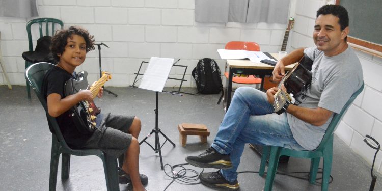 Fundacc abre inscrição para credenciamento de artistas orientadores para as oficinas de 2025