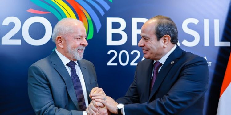 Presidente Lula assina documento de parceria estratégica com o presidente do Egito