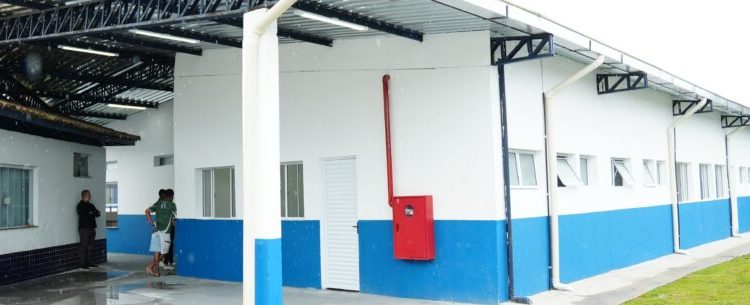 Prefeito entrega ampliação de 12 novas salas e cria mais 273 vagas em escolas da rede municipal