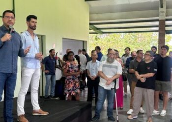 Prefeito de Caraguatatuba participa de Café Empresarial e destaca ações de empreendedorismo