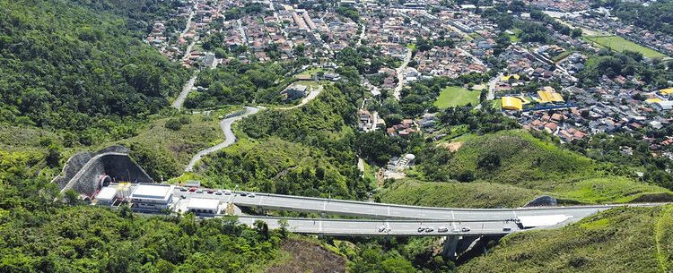 Rodovia dos Tamoios contará com operação para o Ano Novo