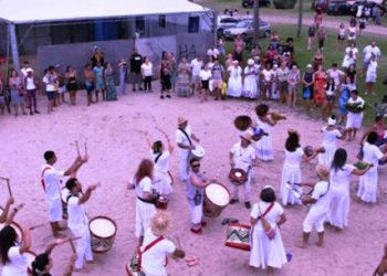 40ª Festa de Iemanjá bate recordes de casas participantes e mais de 10 mil pessoas prestigiam evento